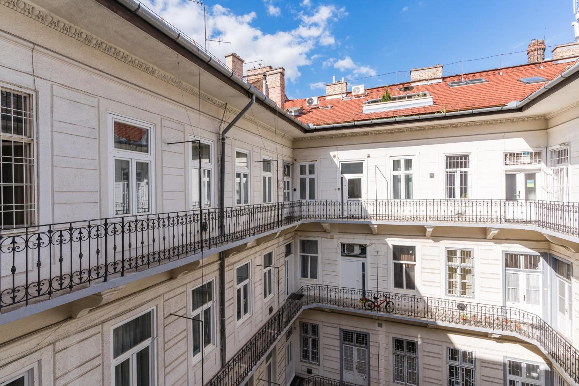 Basilica Downtown Apartment Budapeste Exterior foto